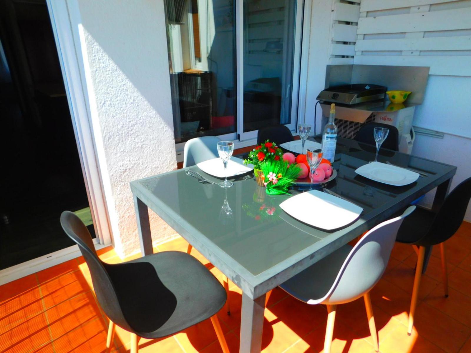 Gmid Immo Apartamento Mas Oliva Roses Zewnętrze zdjęcie